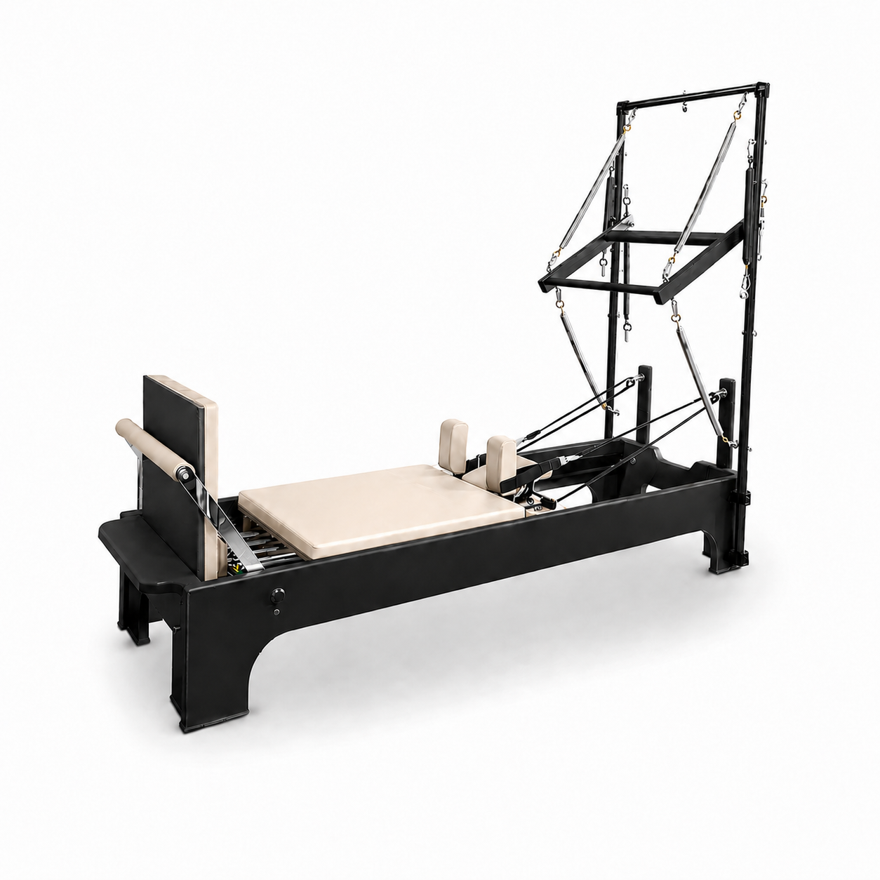 Bodylumina Platinum crni pilates tower reformer s bež kliznom platformom, metalnim tornjem, oprugama, podesivim trakama i footbar osloncem, profesionalna pilates sprava za tower reformer trening, jačanje core mišića, istezanje, stabilnost, rehabilitaciju i oblikovanje tijela kod kuće ili u studiju.